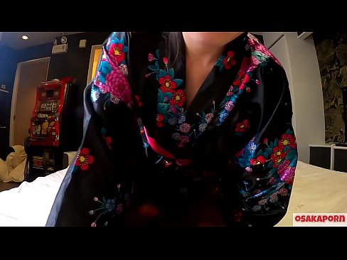 ❤️ فتاة شابة تنكرية تحب ممارسة الجنس مع هزة الجماع مع بخ في فارس وسام. فتاة آسيوية مع كس مشعر وأثداء جميلة بالزي الياباني التقليدي في فيديو للهواة يظهر الاستمناء مع اللعب اللعينة. ساكورا 3 أوساكابورن. يمارس الجنس مع الفيديو